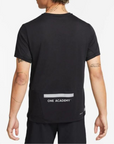 NIKE MEN'S DRI-FIT REFLECTIVE TEE - FW23